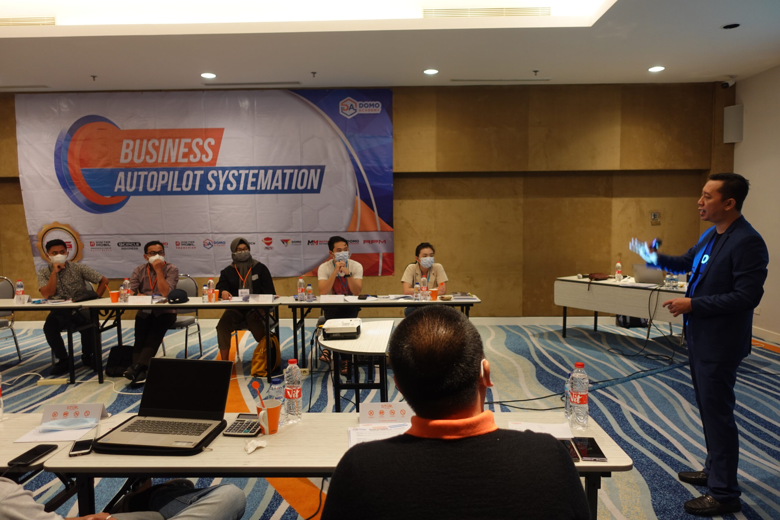 Pelatihan Business Auto Pilot bersama Angky Andang